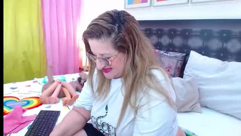 SANDRA online show from April 2026 11:43:01 AM