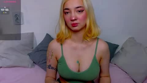 Sandra online show from October 2025 06:58:02 AM