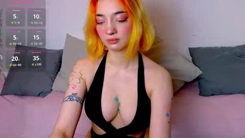 Snapshot of sandra_bell_ chatting on March 2026 07:15:01 AM Sandra online show from March 2026 07:15:01 AM