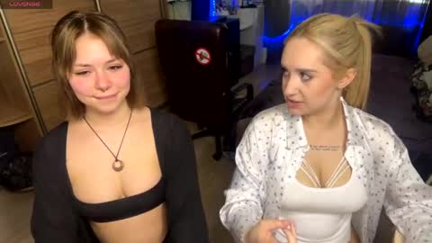 Snapshot of sandra_dimonds chatting on May 2026 01:41:01 PM sandra dimonds online show from May 2026 01:41:01 PM