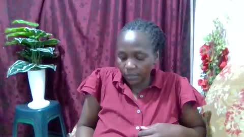 Snapshot of sandra_milly chatting on February 2026 06:28:02 PM sandra online show from February 2026 06:28:02 PM