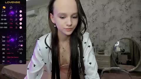 Snapshot of sandra_powers chatting on November 2025 12:58:01 AM sandra_powers online show from November 2025 12:58:01 AM