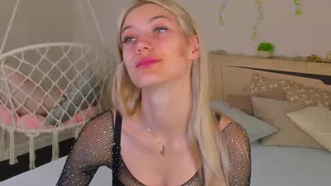 sandraa_anderson online show from July 2026 11:29:01 PM