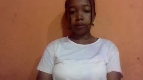 Snapshot of sandriana26 chatting on April 2026 05:05:01 AM sandriana26 online show from April 2026 05:05:01 AM