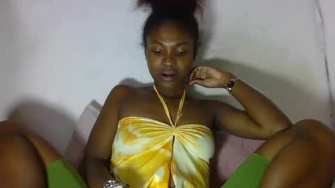 sandricaaa online show from March 2026 10:49:01 PM