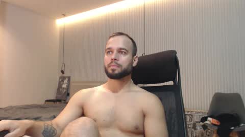 DeAlex online show from November 2025 03:55:02 PM