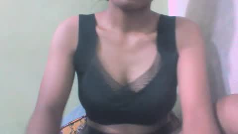 sandy735579 online show from February 2026 04:43:02 AM