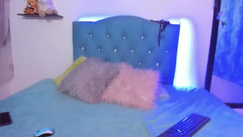 Sandy online show from February 2026 09:55:02 PM