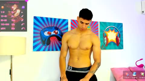 Snapshot of santana_maximo chatting on February 2026 01:11:02 PM Maximo Santana online show from February 2026 01:11:02 PM