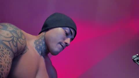 Santi Ferrer online show from December 2025 02:50:02 AM