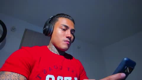 Snapshot of santi__ferrer chatting on March 2026 01:43:02 AM Santi Ferrer online show from March 2026 01:43:02 AM