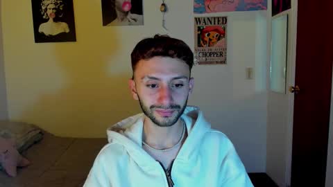 Snapshot of santi_mateo chatting on September 2025 04:47:01 AM Santi online show from September 2025 04:47:01 AM