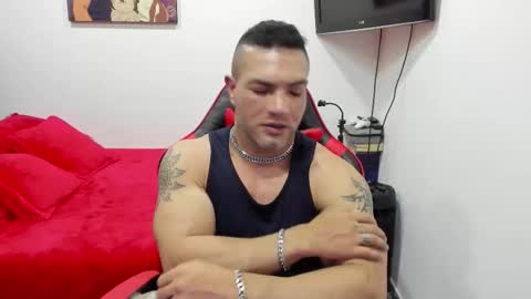 Snapshot of santi_pastori chatting on November 2025 04:51:02 PM santi_pastori online show from November 2025 04:51:02 PM