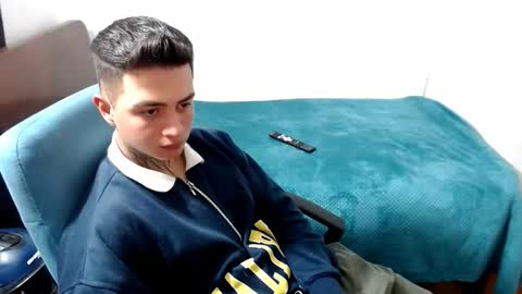 santi_ss online show from October 2025 02:10:01 AM