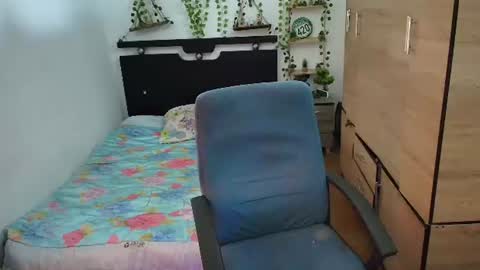 Snapshot of santi_ss chatting on July 2026 03:29:01 PM santi_ss online show from July 2026 03:29:01 PM