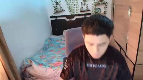 Snapshot of santi_ss chatting on July 2026 01:21:02 PM santi_ss online show from July 2026 01:21:02 PM
