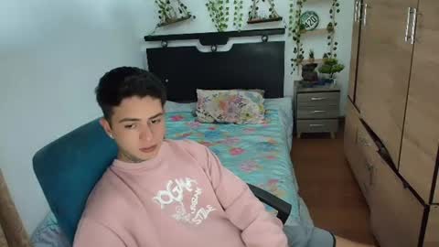 Snapshot of santi_ss chatting on July 2026 01:26:01 AM santi_ss online show from July 2026 01:26:01 AM