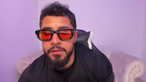 santiago_huntt online show from March 2026 08:35:02 PM