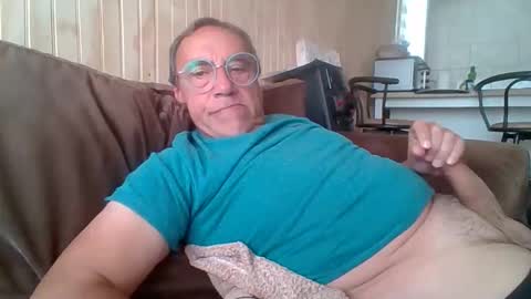 Snapshot of santiago_n chatting on April 2026 04:07:02 PM santiago_n online show from April 2026 04:07:02 PM