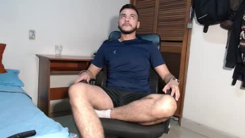 Snapshot of santiexxx chatting on October 2025 02:56:01 AM santiexxx online show from October 2025 02:56:01 AM