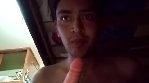 santigalvis1923 online show from March 2026 03:28:01 AM