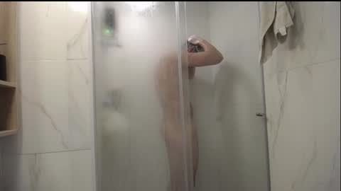 Santii online show from December 2025 07:43:02 PM