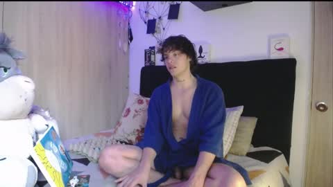 Snapshot of santii_rose chatting on April 2026 04:23:02 PM Santii online show from April 2026 04:23:02 PM
