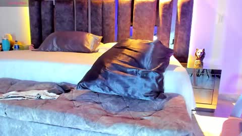Snapshot of santin_seans chatting on March 2025 01:45:02 AM Santiago Seans online show from March 2025 01:45:02 AM