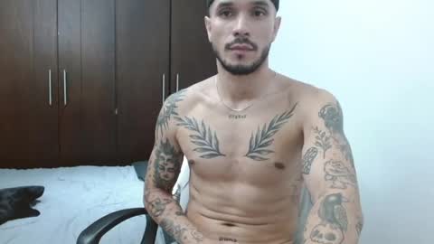 Snapshot of santti_torres chatting on May 2026 04:51:01 AM Santy Torres online show from May 2026 04:51:01 AM