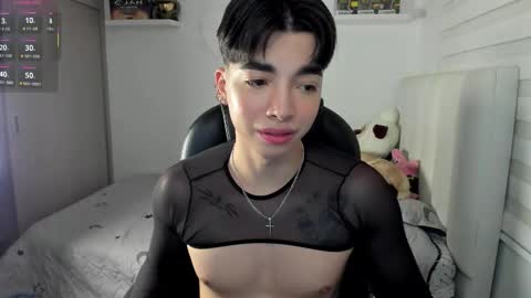 Mr. Santiago online show from December 2025 01:40:01 PM