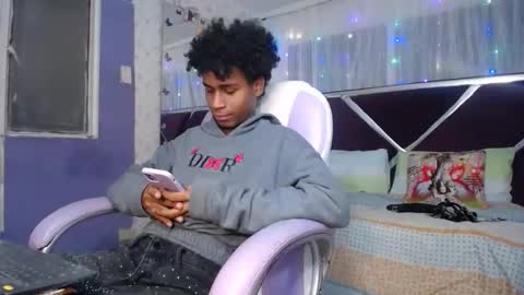 santy online show from March 2026 06:19:02 PM