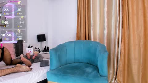 Santiago Carrington online show from February 2025 05:10:01 AM