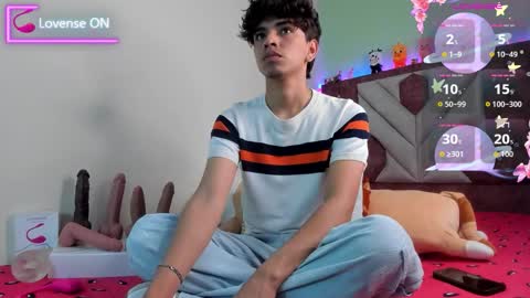 Santiago Carrington online show from September 2025 11:59:01 AM