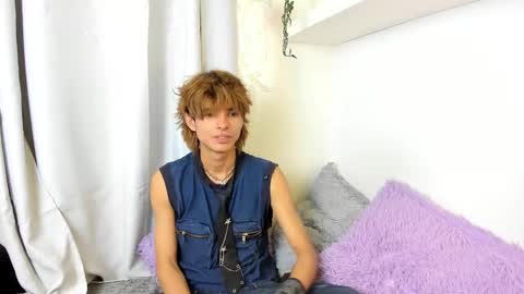 kitty online show from February 2025 03:23:01 AM