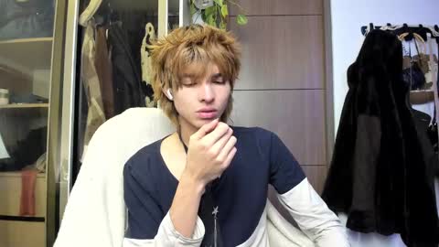 kitty online show from February 2025 03:42:02 AM