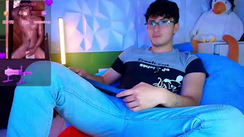 Santyago online show from October 2025 07:12:02 PM