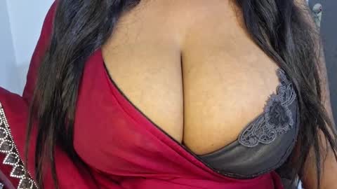 sanvi13 online show from April 2026 01:41:01 PM