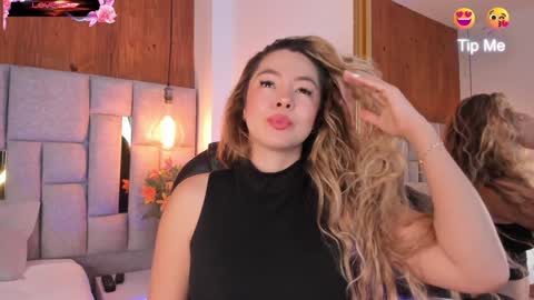 Saori  online show from January 2025 12:07:02 PM