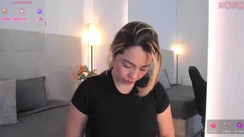 Saori  online show from February 2026 11:36:02 AM