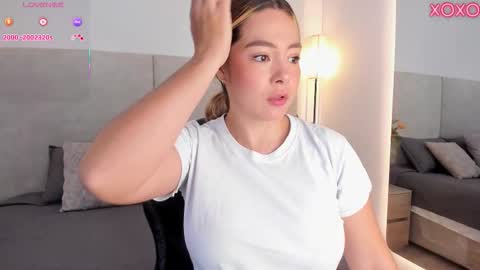 Saori  online show from February 2026 11:48:02 AM