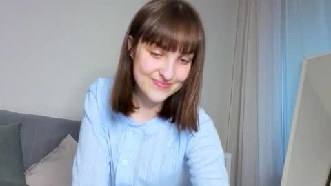 Anny online show from September 2025 03:37:01 PM