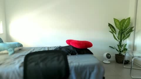Snapshot of sapphir3xoxo chatting on September 2025 01:59:01 PM sapphir3xoxo online show from September 2025 01:59:01 PM