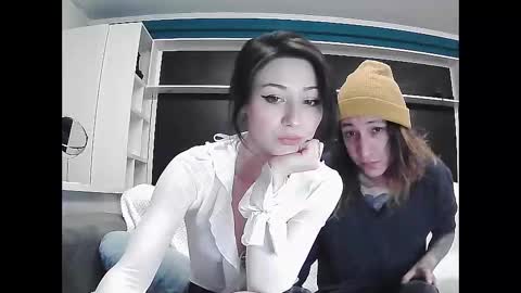 sapphirevelvet online show from April 2026 08:47:01 PM