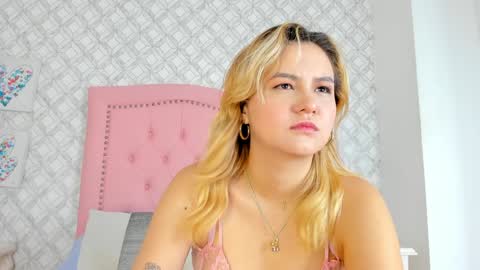 Sara online show from February 2025 03:44:01 AM