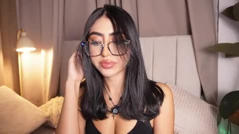 Sara  online show from April 2026 03:26:01 AM