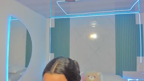 sara allenx online show from January 2025 11:35:01 AM