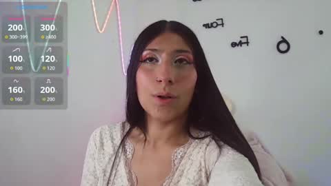 Snapshot of sara_blum_ chatting on June 2026 03:44:01 AM SARA online show from June 2026 03:44:01 AM