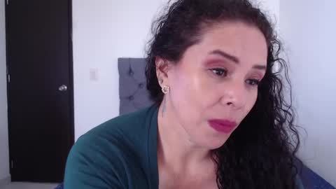 Sara hot46 online show from December 2024 02:06:02 PM