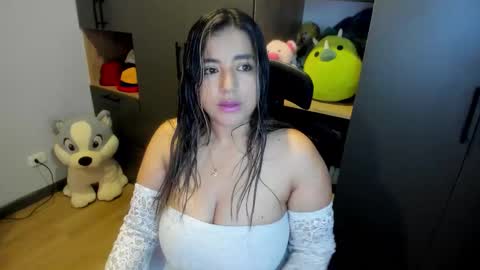 sarah  LIZCANO....... online show from January 2026 10:42:02 AM