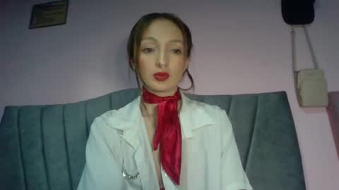 Sara London  Im independent model. online show from October 2025 07:00:01 PM